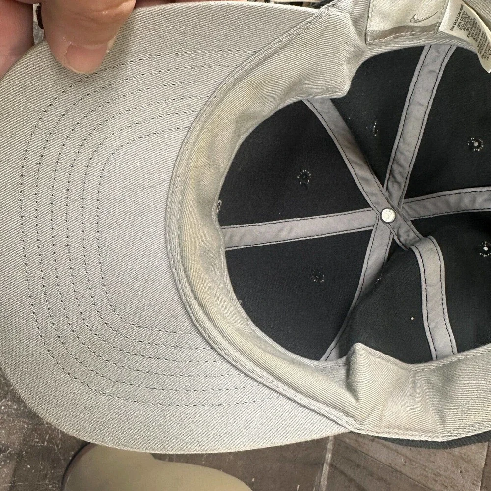 Nike VTG Center Swoosh Logo Hat Ball Cap Adjustable Strap‎ Back Black